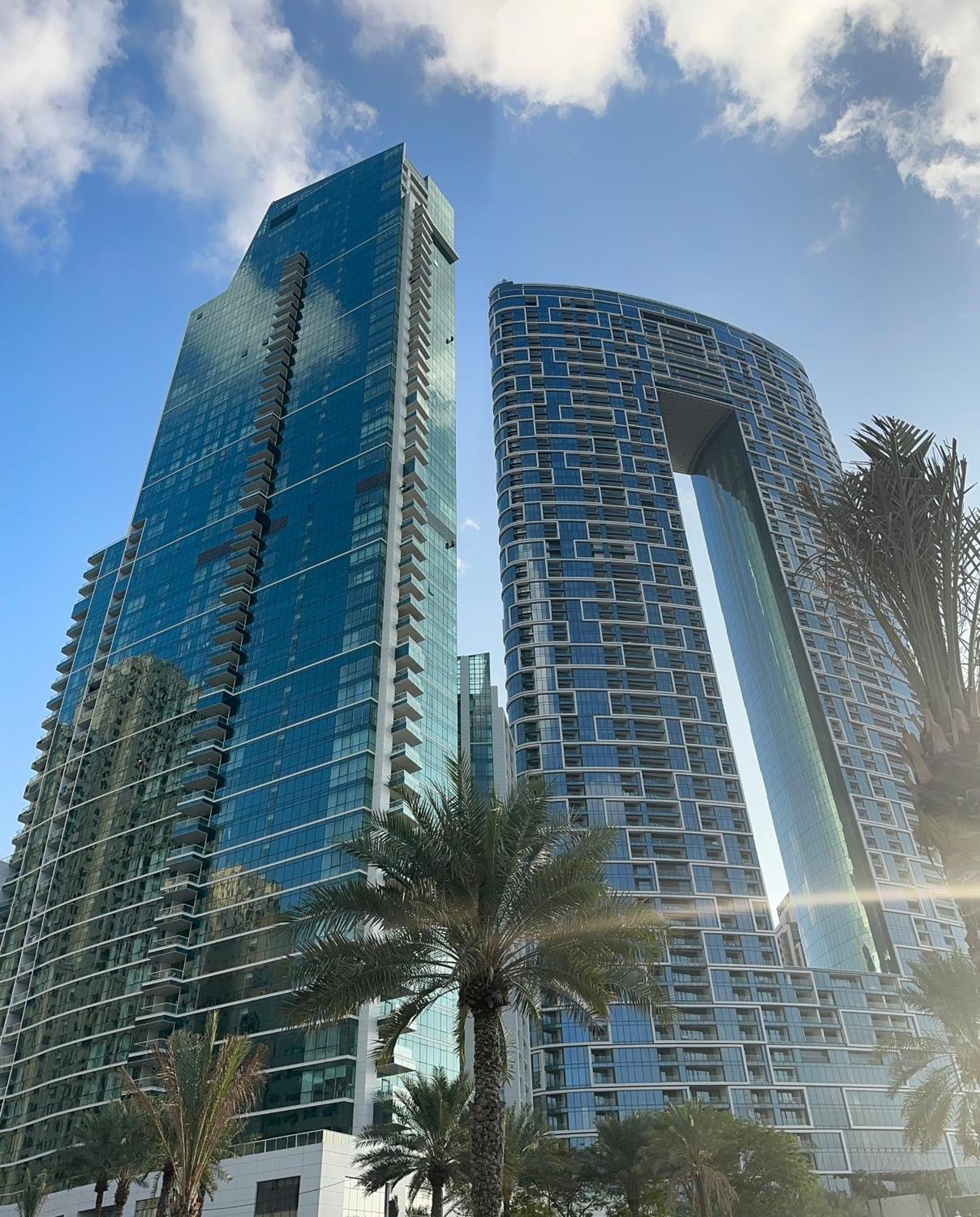 Stunning 5* 4Br-Oceanfront-Apartment Dubaï Extérieur photo
