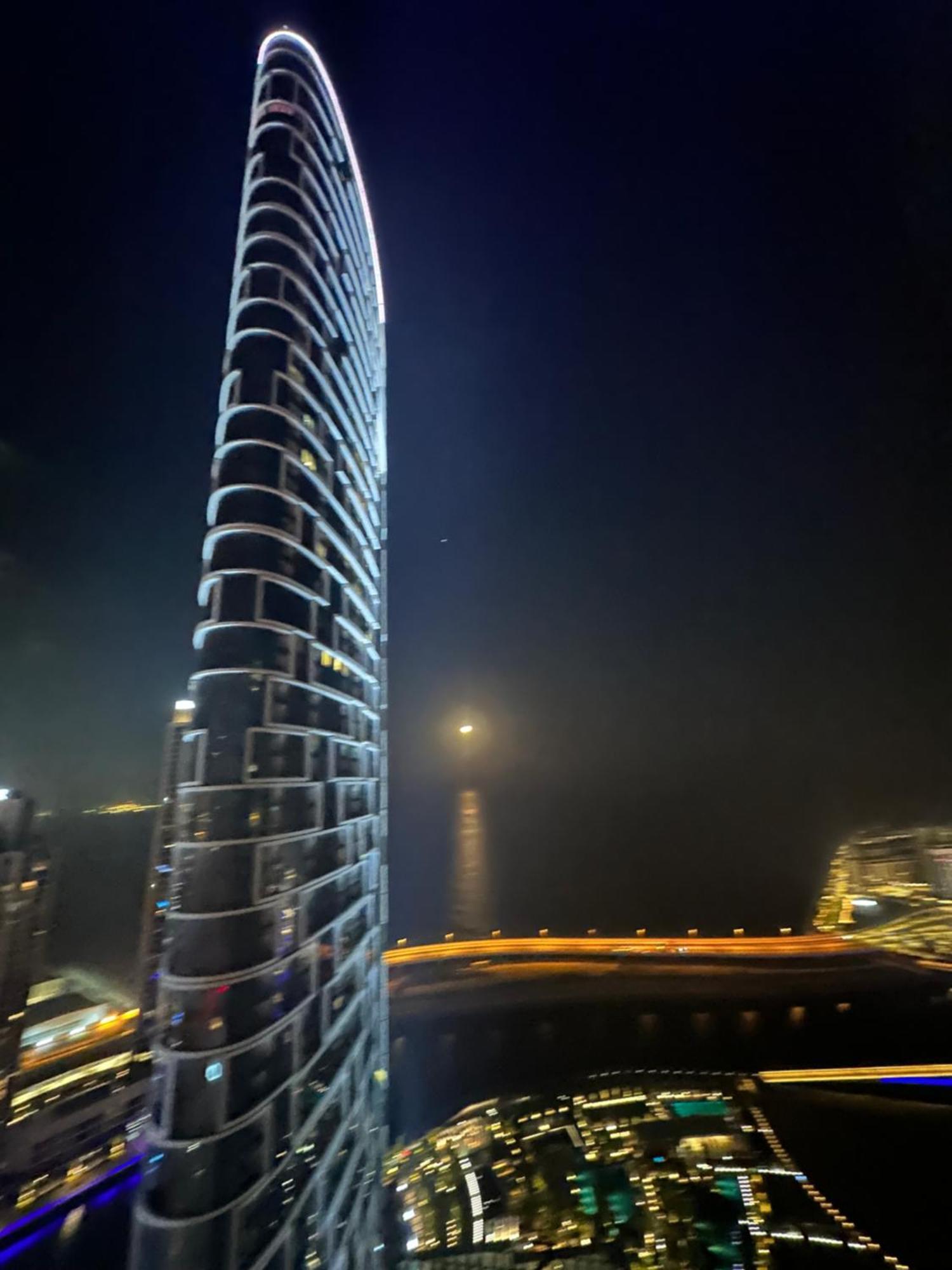 Stunning 5* 4Br-Oceanfront-Apartment Dubaï Chambre photo