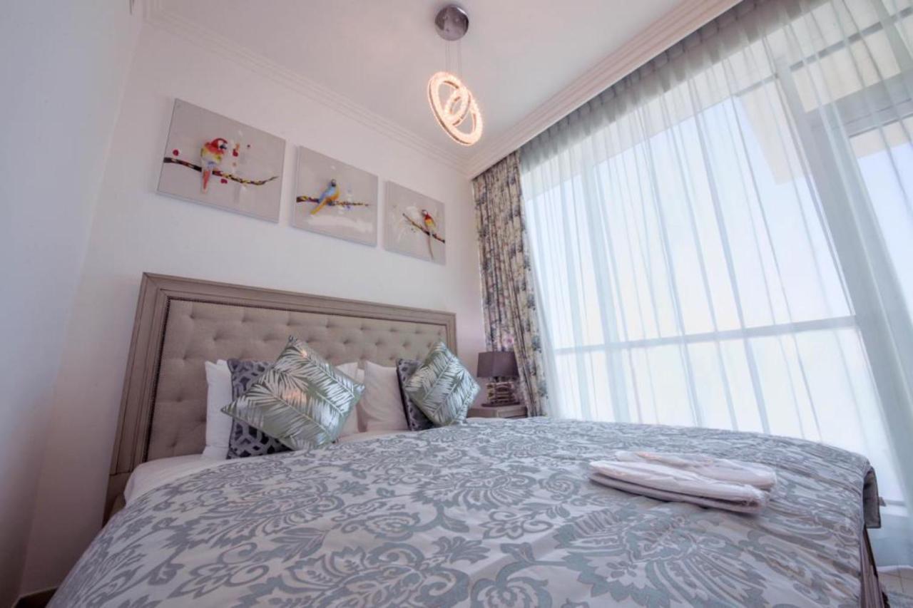 Stunning 5* 4Br-Oceanfront-Apartment Dubaï Extérieur photo