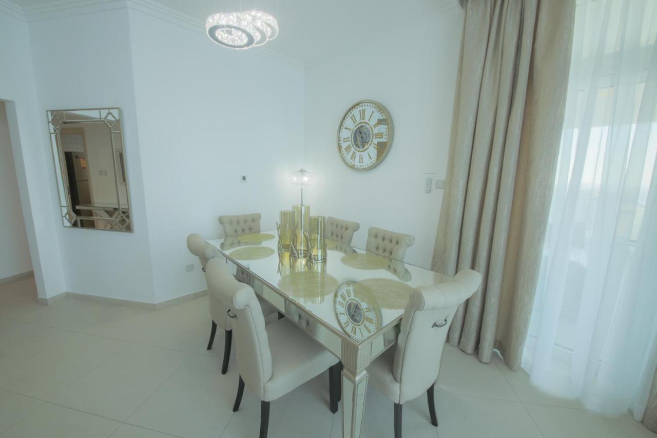 Stunning 5* 4Br-Oceanfront-Apartment Dubaï Extérieur photo
